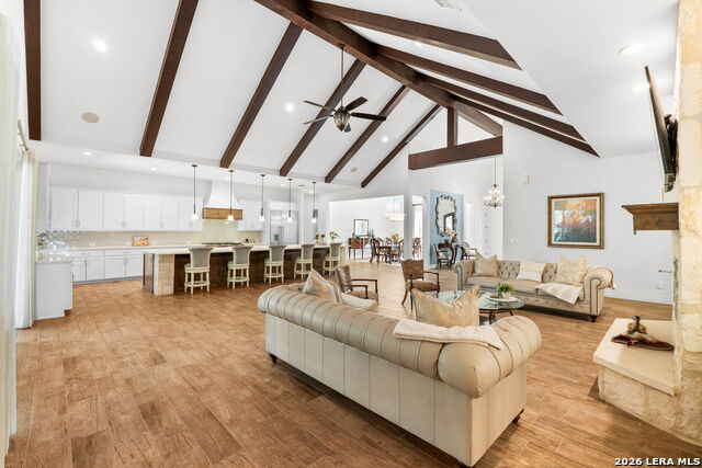 Image 24 of 49 For 956 Jenny Leigh