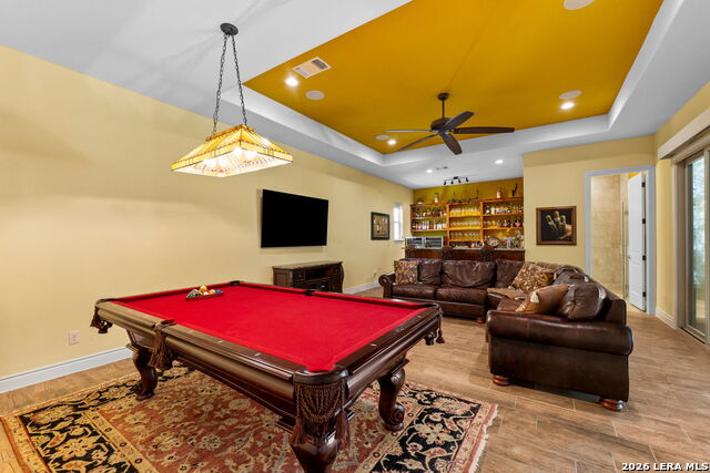 Image 31 of 49 For 956 Jenny Leigh