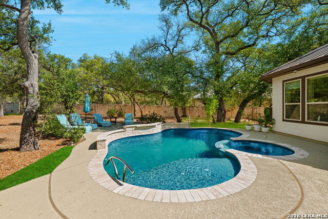 Image 36 of 49 For 956 Jenny Leigh