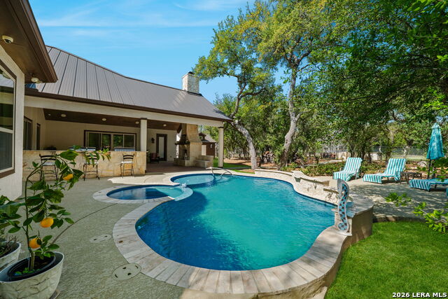 Image 38 of 49 For 956 Jenny Leigh