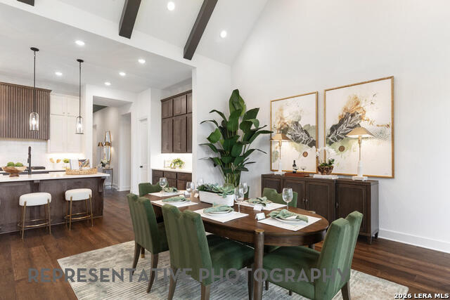 Image 9 of 12 For 7011 Hallie Hunt