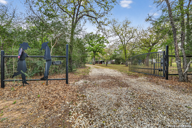 Image 5 of 58 For 6360 Fm 1104