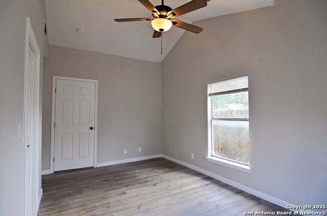 Image 14 of 33 For 806 Adams St. N