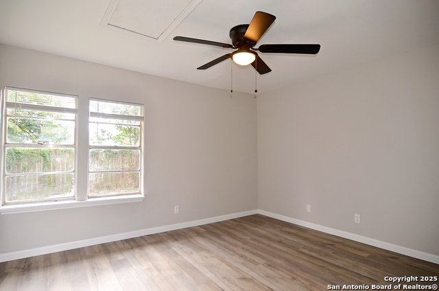 Image 19 of 33 For 806 Adams St. N