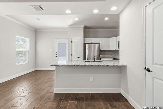 Image 10 of 26 For 6314 Melanzane Avenue  1