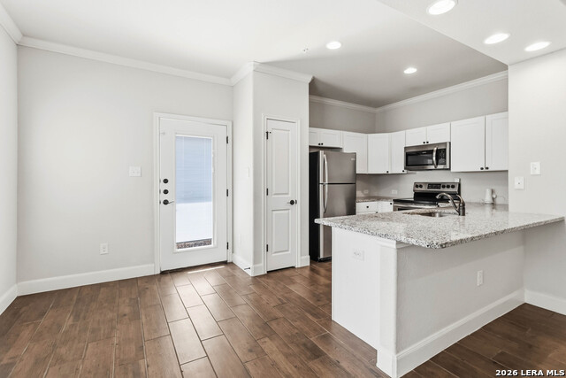 Image 11 of 26 For 6314 Melanzane Avenue  1