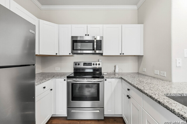 Image 14 of 26 For 6314 Melanzane Avenue  1