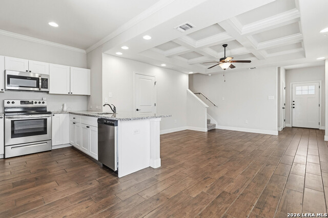 Image 8 of 26 For 6314 Melanzane Avenue  1