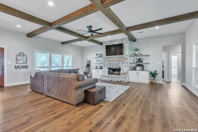 Image 5 of 37 For 1026 Timbercrest