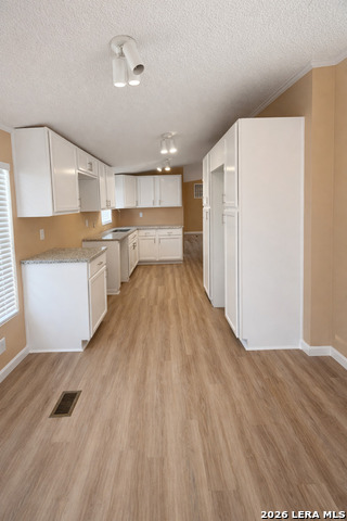 Image 10 of 16 For 938 Patricia Ann