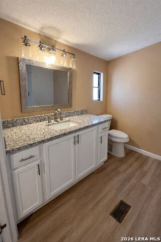 Image 13 of 16 For 938 Patricia Ann