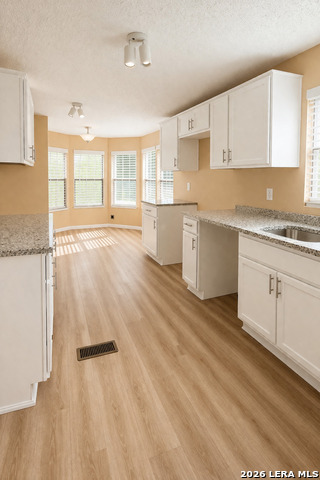 Image 7 of 16 For 938 Patricia Ann