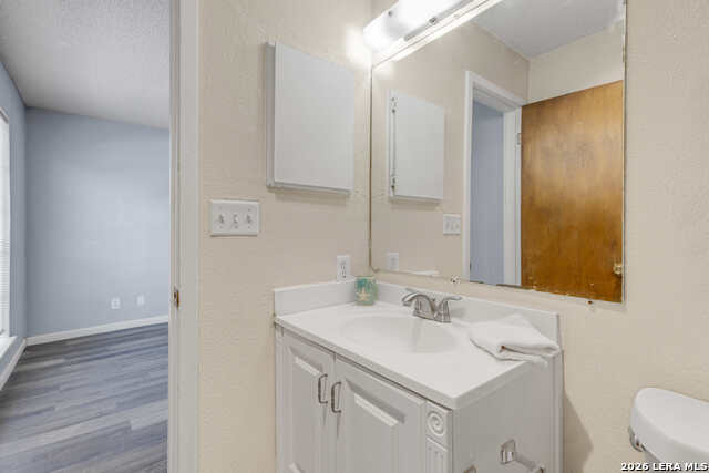 Image 13 of 19 For 3243 Nacogdoches  609