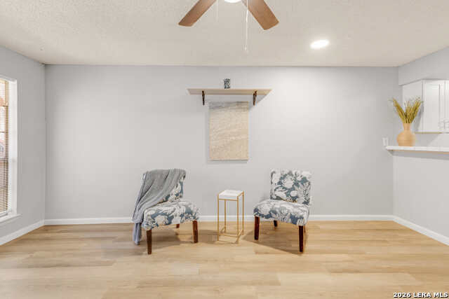 Image 4 of 19 For 3243 Nacogdoches  609