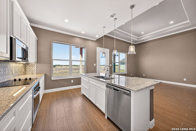 Image 14 of 49 For 123 John T Court