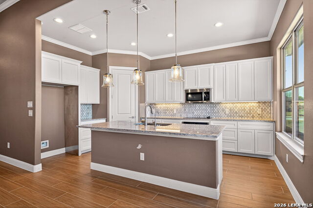 Image 16 of 49 For 123 John T Court