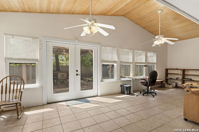 Image 17 of 36 For 2422 Shadow Cliff St