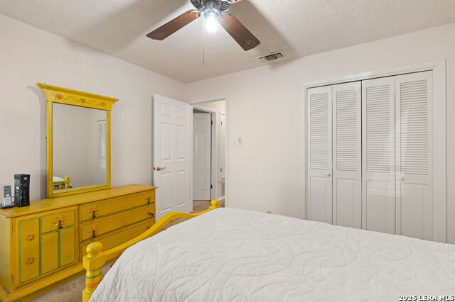 Image 23 of 36 For 2422 Shadow Cliff St