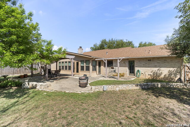 Image 32 of 36 For 2422 Shadow Cliff St