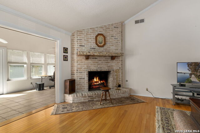 Image 6 of 36 For 2422 Shadow Cliff St