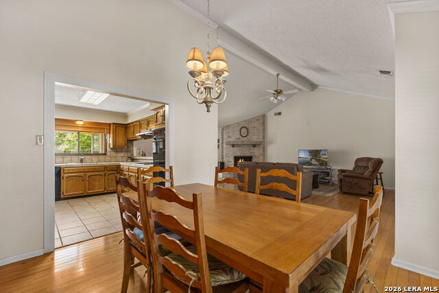 Image 9 of 36 For 2422 Shadow Cliff St