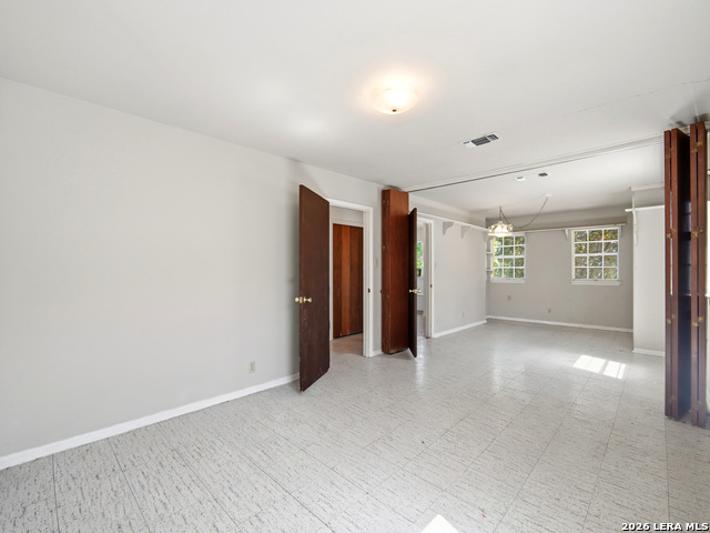 Image 24 of 37 For 300 Avenue M