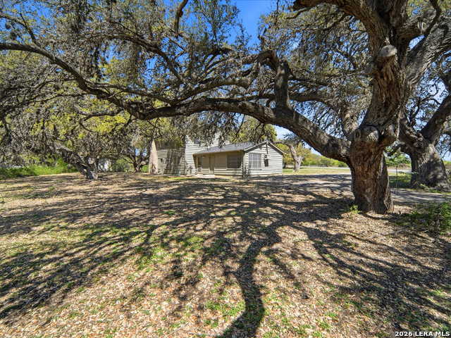 Image 6 of 37 For 300 Avenue M