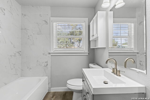 Image 19 of 29 For 602 Craigmont