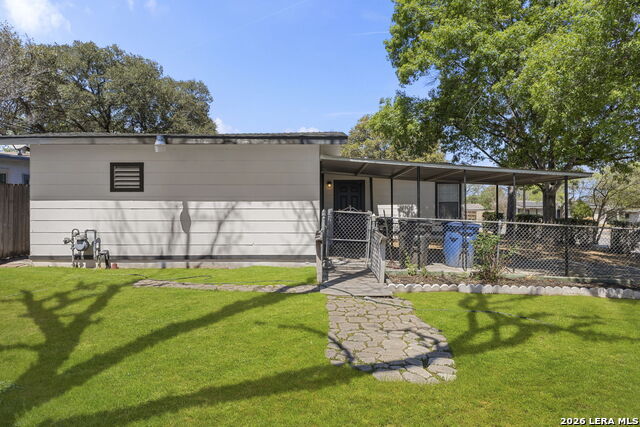 Image 24 of 29 For 602 Craigmont