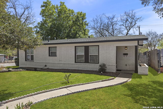 Image 3 of 29 For 602 Craigmont