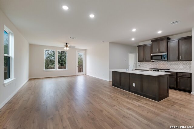 Image 4 of 13 For 6027 Calgary Park