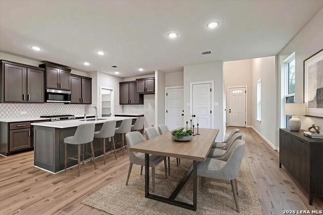 Image 5 of 13 For 6027 Calgary Park