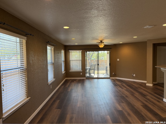 Image 6 of 26 For 11006 Colt Isle