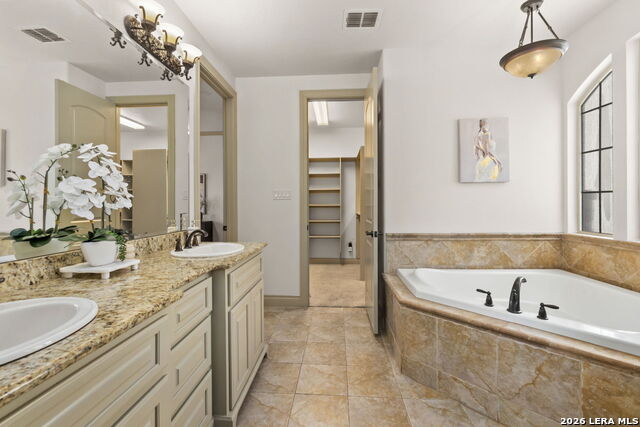 Image 26 of 57 For 8518 Wild Trace