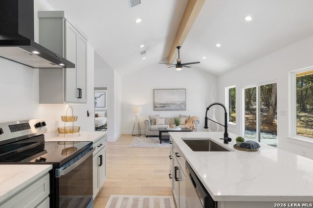 Image 11 of 35 For 408 Rust Ranch Rd