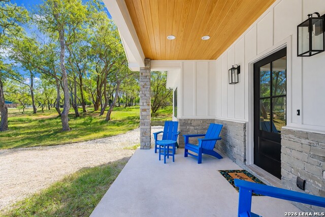 Image 27 of 35 For 408 Rust Ranch Rd