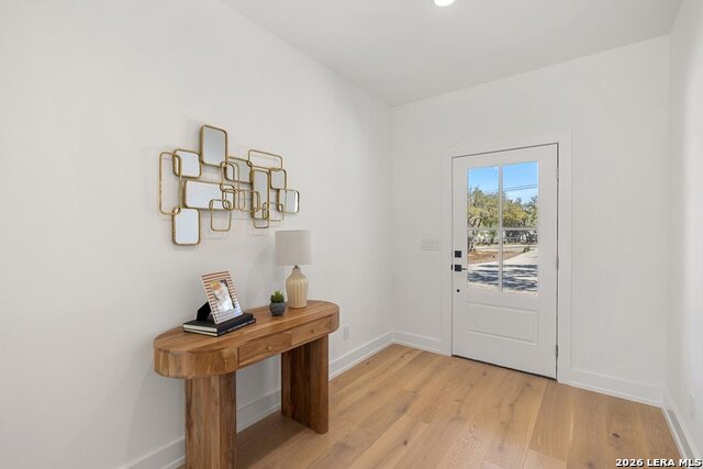 Image 3 of 35 For 408 Rust Ranch Rd