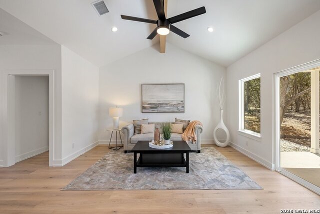 Image 6 of 35 For 408 Rust Ranch Rd