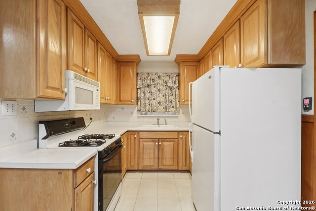 Image 12 of 34 For 431 Pilgrim  