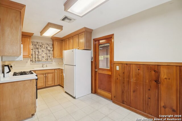 Image 13 of 34 For 431 Pilgrim  