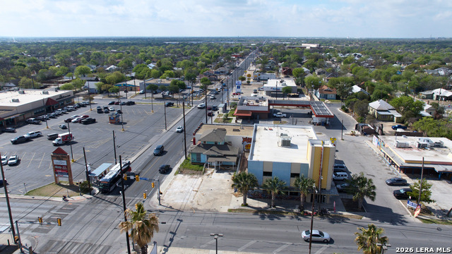 Image 5 of 8 For 103 Zarzamora S