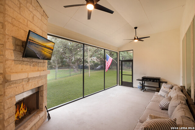 Image 30 of 41 For 117 Wildrose Hill