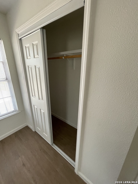 Image 17 of 27 For 5547 Stonybrook