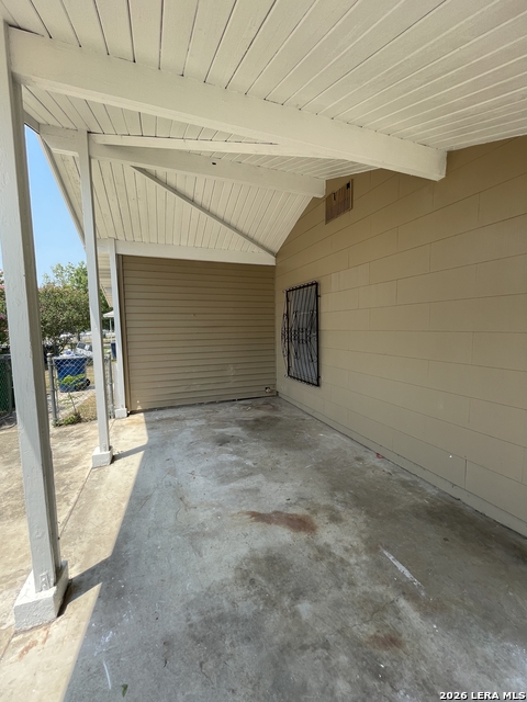 Image 26 of 27 For 5547 Stonybrook