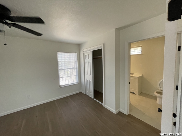 Image 8 of 27 For 5547 Stonybrook