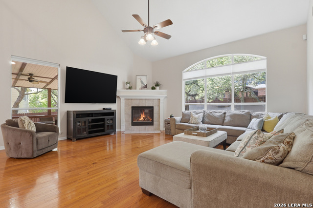 Image 11 of 46 For 20619 Wind Springs