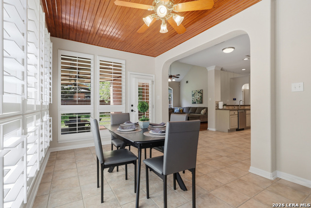 Image 14 of 46 For 20619 Wind Springs