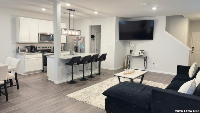 Image 2 of 14 For 4211 Wichita Woods