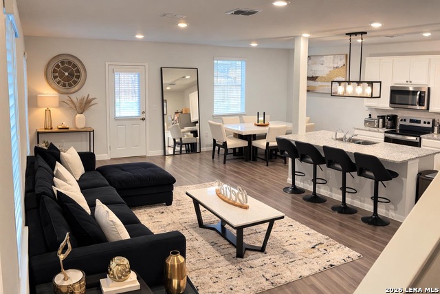 Image 4 of 14 For 4211 Wichita Woods