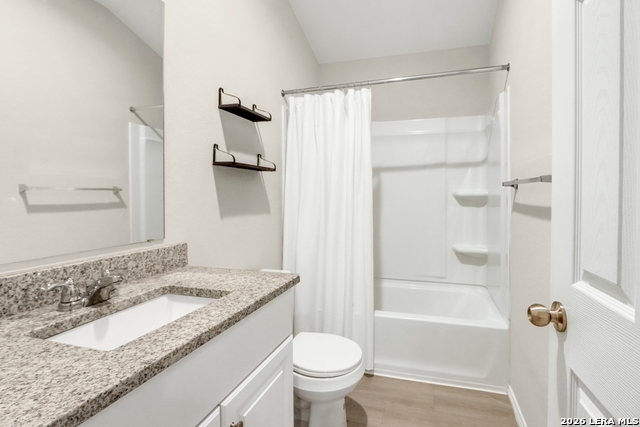 Image 18 of 28 For 3200 Broad View